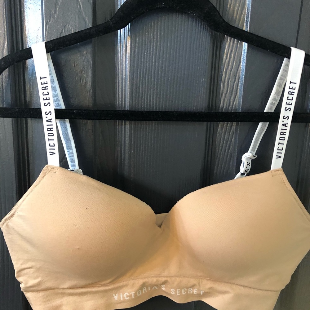 VS perfect comfort push up wireless bra. XL